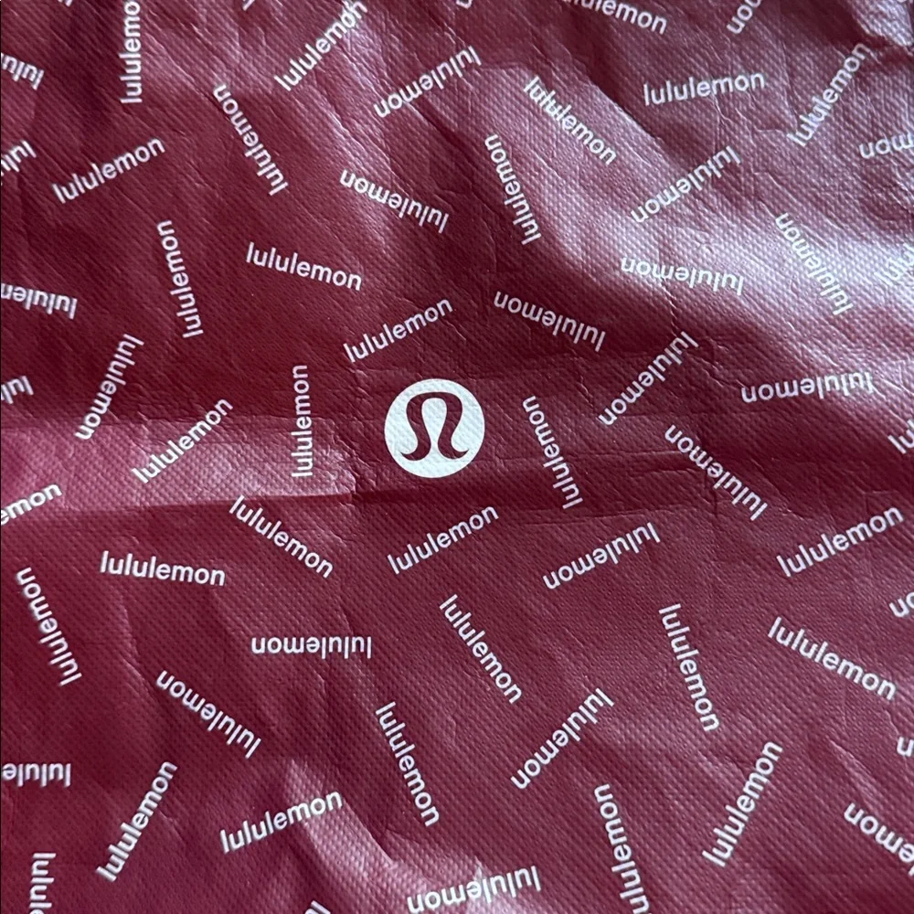LULULEMON MAROON‎ LOGO CARY TOTE